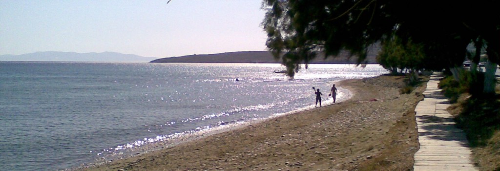 i don't understand the popularity of bat and ball on a beach